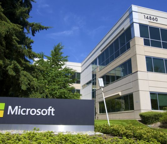 Microsoft News: Hiring Drops 46%, LinkedIn has Only 3 Job Openings Microsoft stores