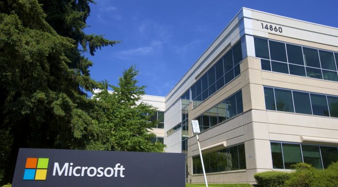 Microsoft News: Hiring Drops 46%, LinkedIn has Only 3 Job Openings Microsoft stores