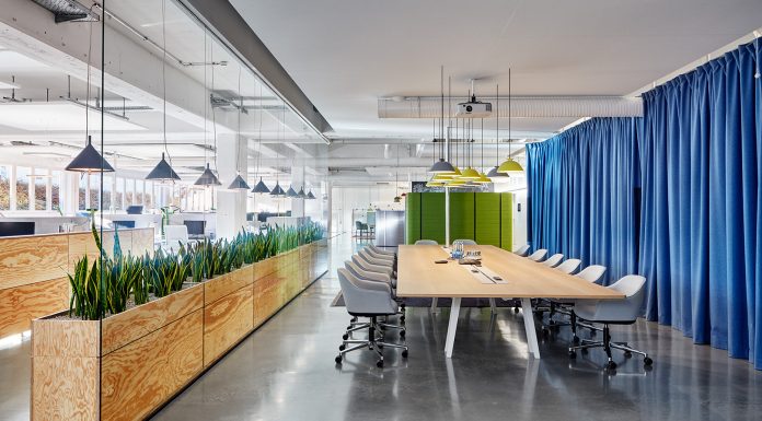 Tips For Freshers: IT brings New Age Tools To The Class To Train Freshers Tips For Freshers